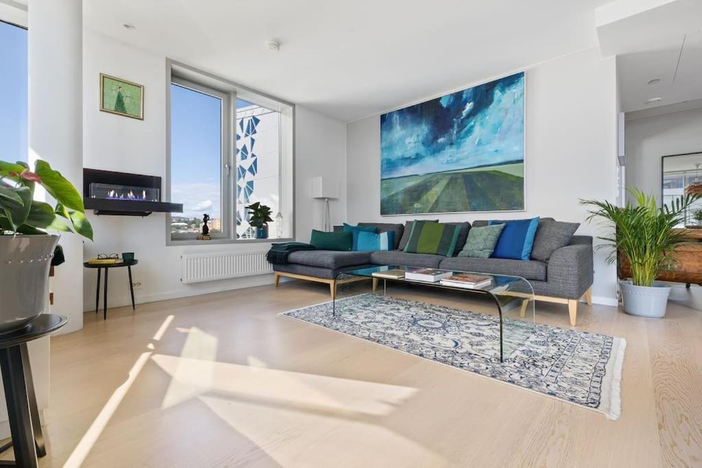 Modern 2bed Sea View @ Barcode Apartment Oslo